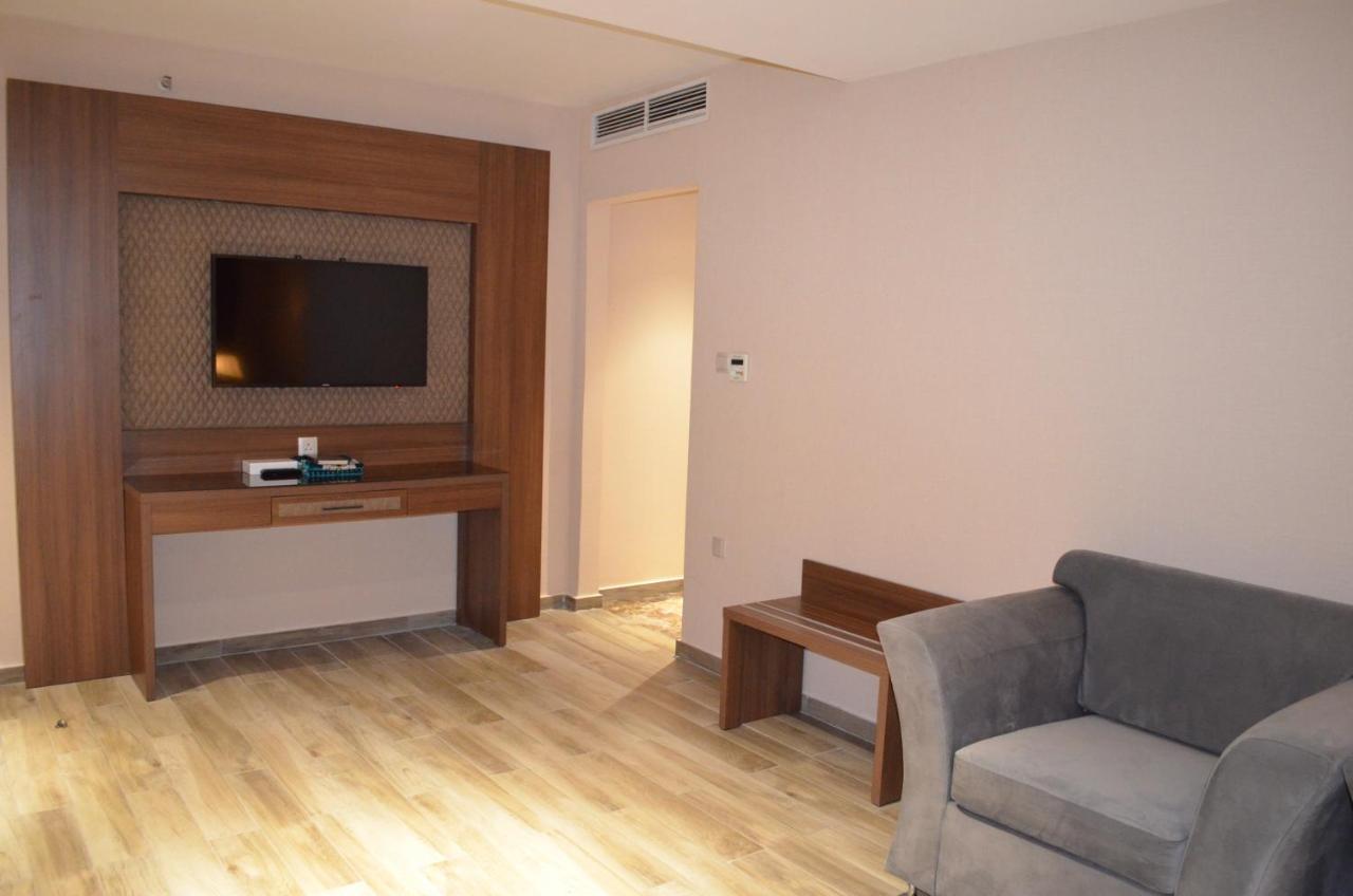 Midan Hotels&suites Al Aziziyah 3*